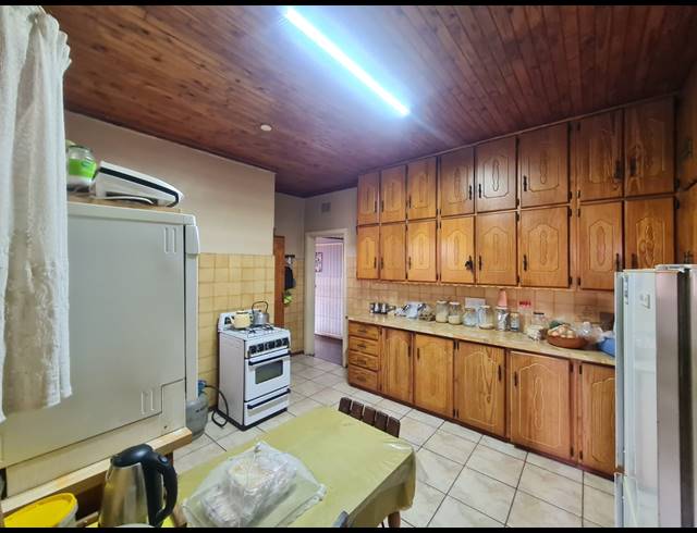 3 BEDROOM HOUSE FOR SALE IN VANDERBIJLPARK CE 1